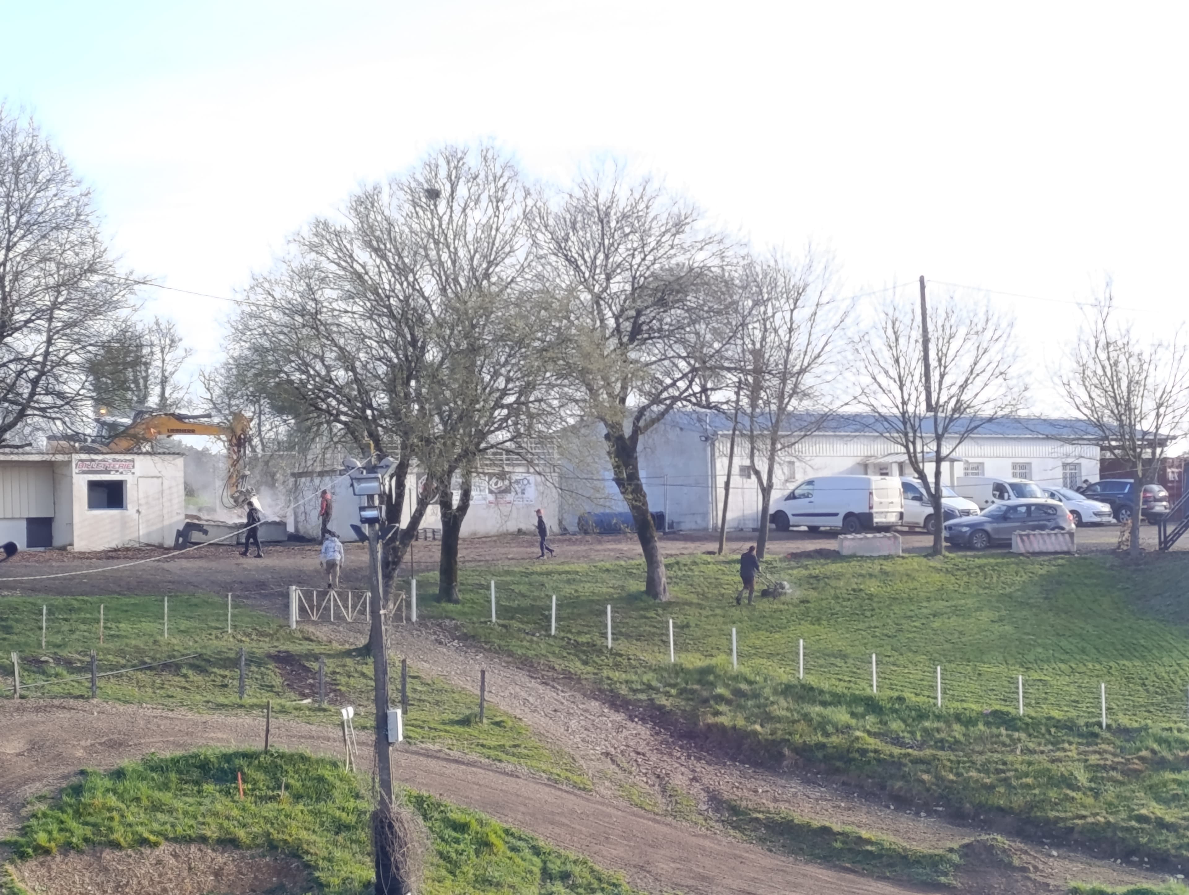 Les travaux d'entretien continuent!